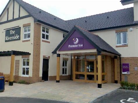 premier inn londonderry|premier inn coleraine.